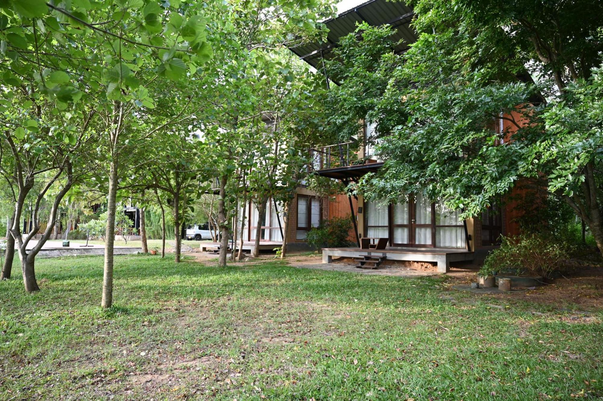 Breezy Lake Tissamaharama Exterior foto